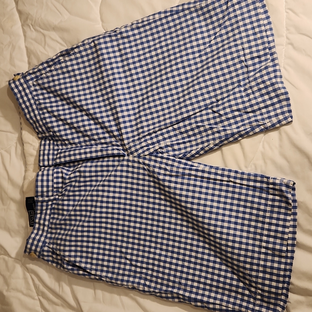 Polo by Ralph Lauren. Blue and white gyngham check plain. Size 33 for men